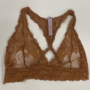 🌟 NEW Savage Fenty Floral Lace Racerback Bralette